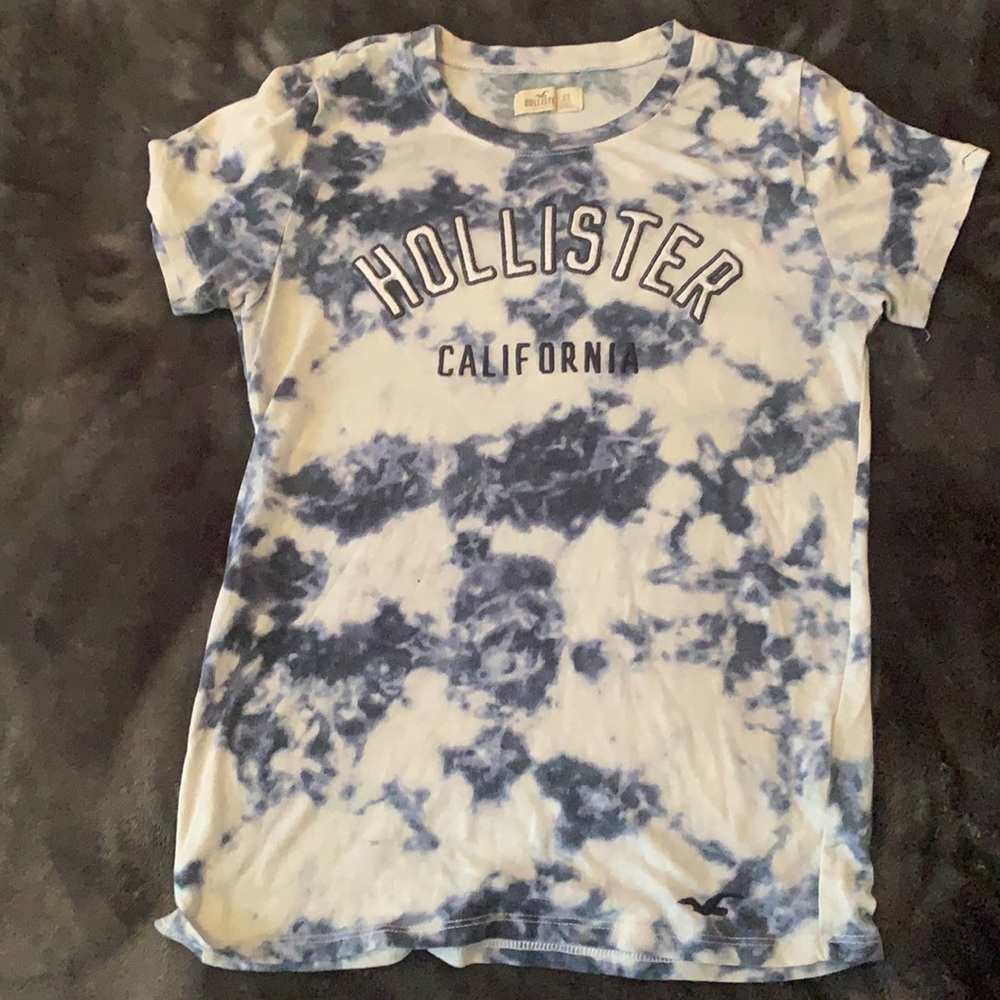 Hollister t shirt